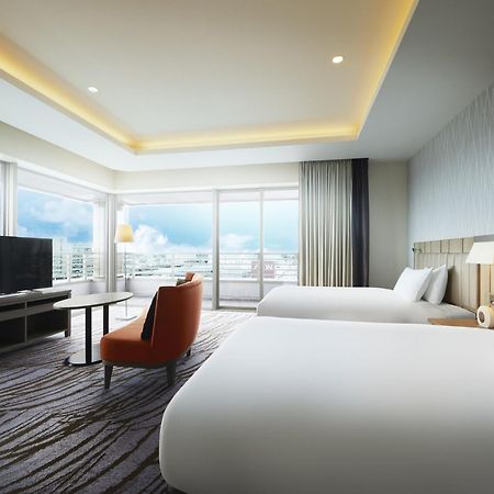 Ana Crowne Plaza Chitose By Ihg Hotel Kültér fotó Deluxe Room
